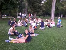 Abendpicknick im Park
